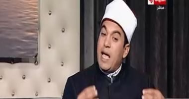عضو بلجنة الفتوى بالأزهر: الرجل يتكفل بنفقة الزوجة العاملة بعيدًا عن راتبها