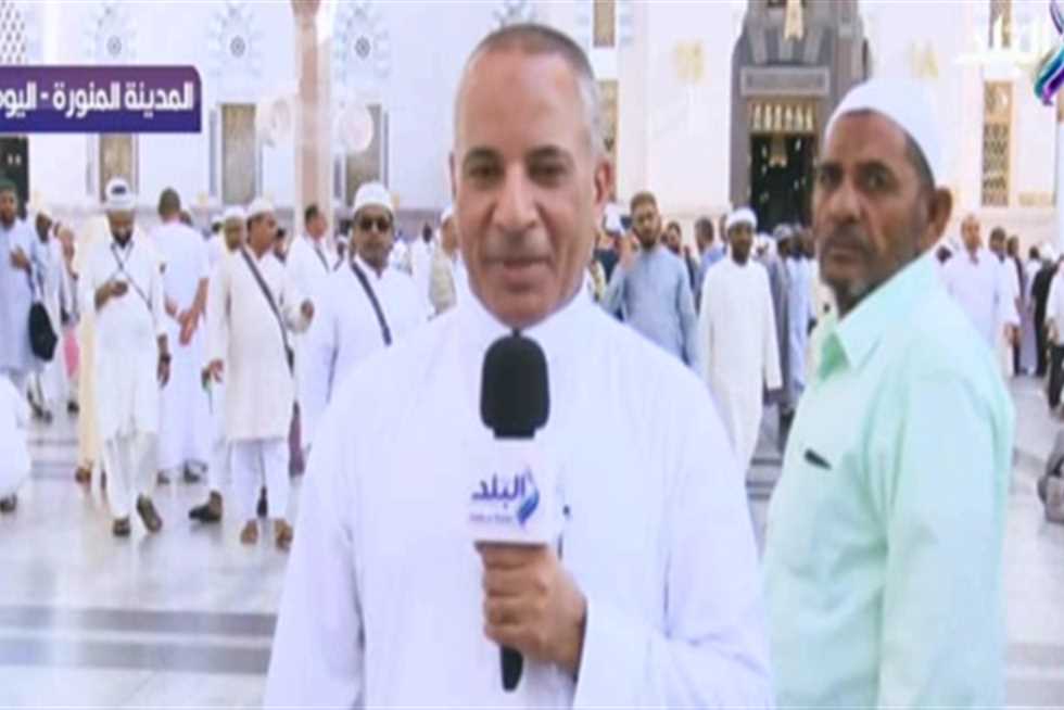 أحمد موسى يبكي على عرفة: «ربنا يحفظ مصر ورئيسها وجيشها» (فيديو)