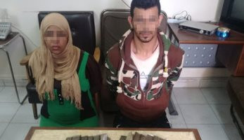 صور.. ضبط شاب وربة منزل بحوزتهما 10 طرب حشيش بنفق الشهيد أحمد حمدى