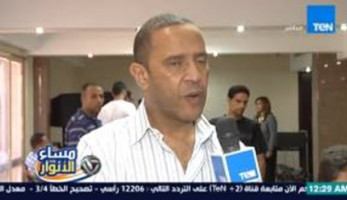 فنانون تورطوا مع جماهير أندية كرة القدم.. أيمن بهجت قمر يعتذر على مشهد من فيلم «البدلة».. أشرف عبد الباقي: لم أقصد إهانة جماهير القلعة البيضاء.. والسبكي: مشهد «سيد العاطفي» كان في سياق الدراما
