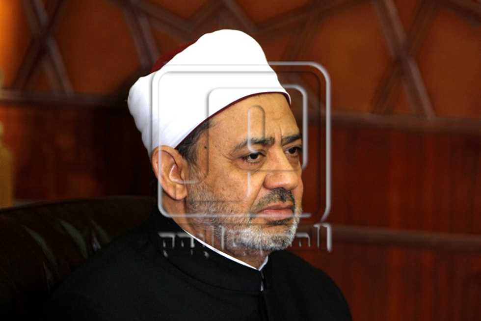 «الأزهر»: التحرش تصرف محرم وسلوك منحرف.. وتبريره بـ«ملابس الفتاة» فهم مغلوط
