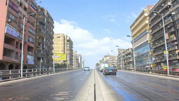 بدء أعمال الصيانة بكوبري الدقي المعدني وغلق حارة مرورية