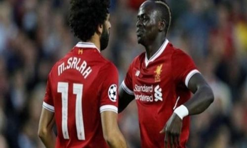 بالفيديو.. ساديو ماني نجم ليفربول ينظف حمامات مسجد في إنجلترا
