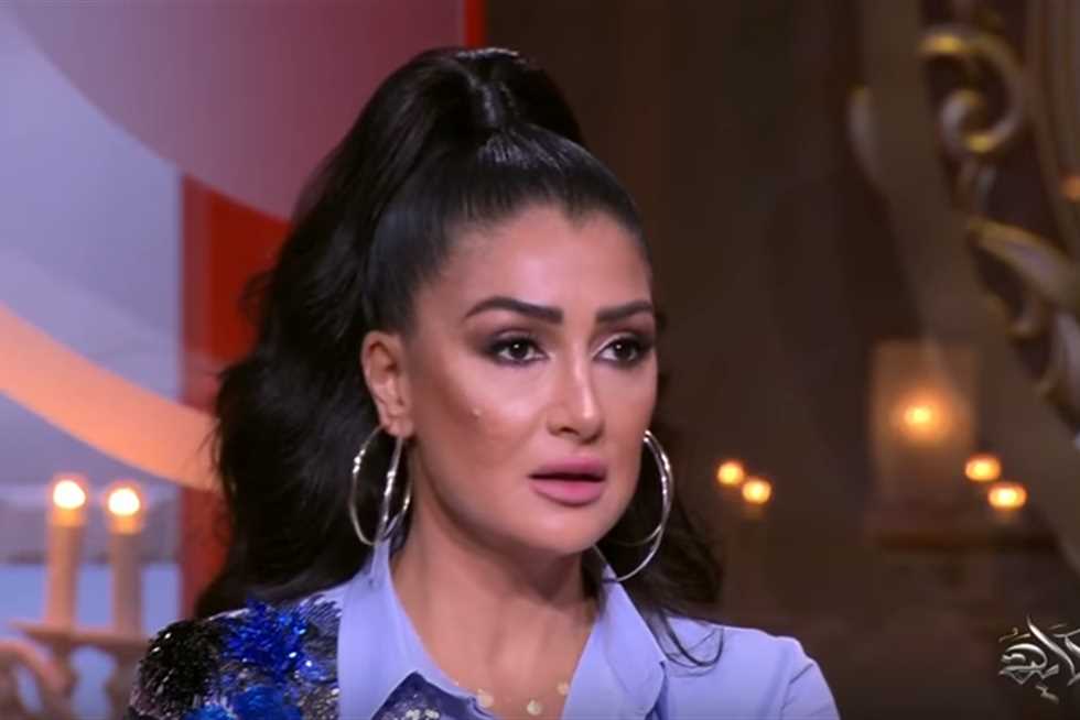 غادة عبدالرازق: العلاقة بين الرجل والمرأة «شر لا بد منه» (فيديو)