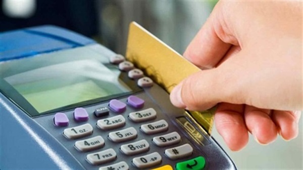 التموين تكشف حقيقة حذف بطاقات أصحاب الرواتب الأعلى من 2000 جنيه