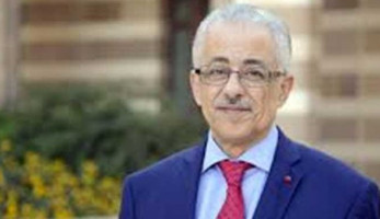 وصول شحنة التابلت الخاصة بتطوير منظومة التعليم (فيديو)