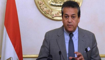 جامعة القاهرة توضح حقيقة تأجيل العام الدراسي