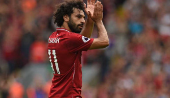 الملك «مو» على قمة سور الصين العظيم