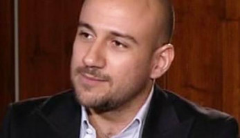 أحمد مكي: غنيت "أغلى من الياقوت" لابني حتى لا يعاني مثلي