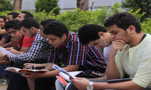 شاهد.. استشاري طب نفسي: 21% من طلاب الثانوية يفكرون في الانتحار لهذا السبب