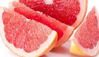 لو من عشاق الجريب فروت.. احذر يفقد الأدوية فعالياتها أو العكس