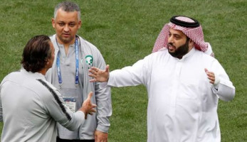 بالفيديو.. إعلامي سعودي يفجر مفاجأة مدوية حول تركي آل الشيخ وبيراميدز
