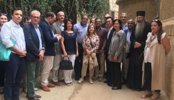 صور.. وزير الآثار وسفراء 15 دولة فى جولة بـ"ملتقى الأديان" بسانت كاترين
