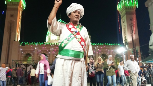 السيد البدوي.. يوم في حضرة "المجاذيب والدراويش"