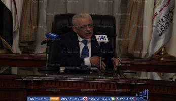 عاجل.. قرار من 'التعليم' بشأن معلم أجبر طالبين على غسل سيارته بالسويس