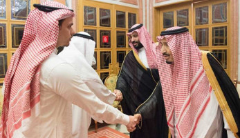 الملك سلمان وولي العهد يستقبلان نجل جمال خاشقجي (تفاصيل بالصور)