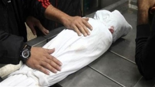 مختل عقليا يلقي طفلة من أعلى سور منزل بعد فشله في اغتصابها بالغربية