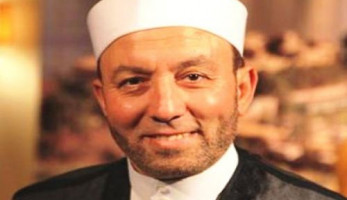 القبض على الداعية محمد جبريل في مطار القاهرة
