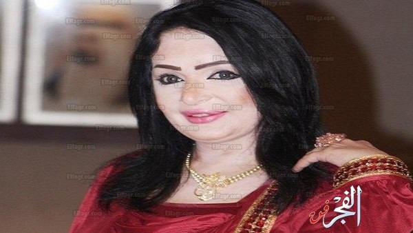 بعد خلعها الحجاب بدرية أحمد تعلن خطوبتها