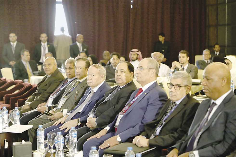 الحكومة تؤكد من جديد: فرض ضرائب على الإعلانات والتجارة على الإنترنت