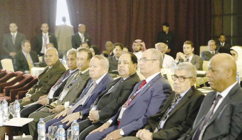 الحكومة تؤكد من جديد: فرض ضرائب على الإعلانات والتجارة على الإنترنت