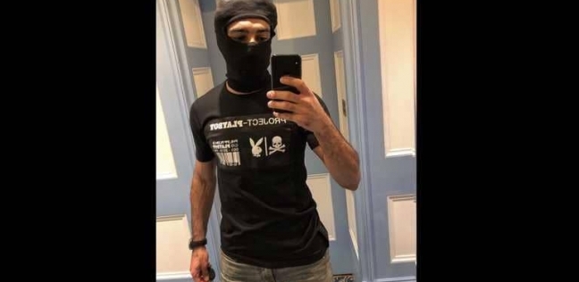 بالفيديو| حقيقة العلامة الإباحية على تيشرت محمد صلاح