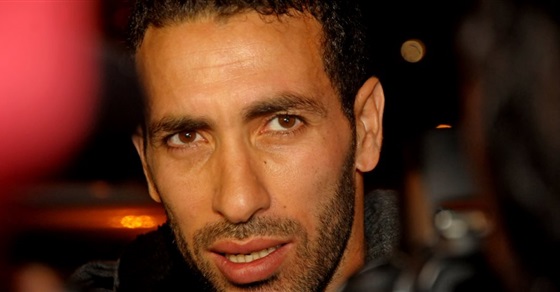 رسالة نارية من أحمد موسى لـ أبو تريكة بسبب تهربه من الضرائب