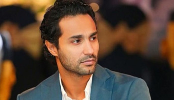 «خناقات الفنانين ليلة دخلتهم».. كريم فهمي يتعرض للضرب ببدلة فرحه بسبب «التصوير».. مفاتيح المنزل سبب مشاجرة روجينا مع أشرف زكي.. «إسراء» تبكي: «فرحي باظ».. و«أبو الليف» كلمة السر في حفل زفاف «أوكا»