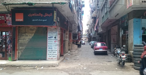 تفاصيل «جريمة شرف» ترزي الوراق.. جيران المتهم: محترم وفي حاله.. كنا بنشوف واحد غريب مخبي وشه بيطلع العمارة.. مراته جريت علينا وقالت جوزي بيضربني.. وقاتل عشيق زوجته: خانتني وبيتي اتخرب (صور)
