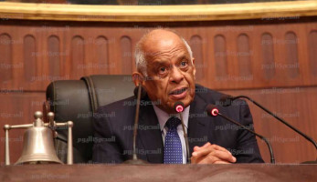 «نواب» يهاجمون الحكومة: «فواتير كهرباء خاطئة وتعديات على الأراضي وملاعب كرة مخالفة»