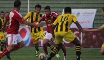 نجم الأهلي يفتح النار: كارتيرون ضعيف وكوليبالى مكسح