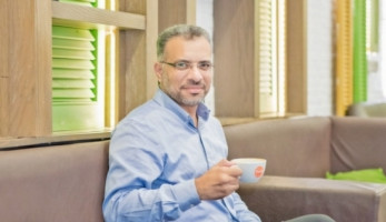 طبيب نفسي: "الشخصية الموسوسة" ناجحة في عملها.. و"لازم نعذر شدتها"