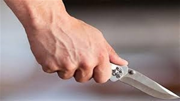 بـ'طعنة غائرة بالرقبة'.. مقتل شاب على يد صديقه لخلافات بينهما بالغردقة
