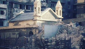 كنيسة «القديس نيقولا».. سفينة نوح تغرق.. الإهمال يداهم «بيت بابا نويل»..وبلدوزرات «الهدم» أبرز المخاطر..قرار الترميم «محلك سر»..وشركات المقاولات «وحش» ينتظر المبني التاريخي
