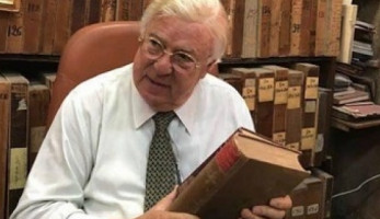 محامي حسن كامي: الراحل باع لي مكتبته وسياراته والفيلا الخاصة به