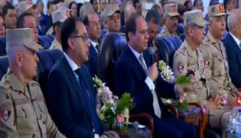 السيسي لمحافظ الإسكندرية: قولي دخلك كام؟ .. وقنصوة يرد: 100 مليون جنيه!