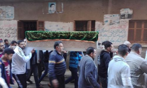تشييع جثمان طبيبة كفر الشيخ وأطفالها في جنازة مهيبة
