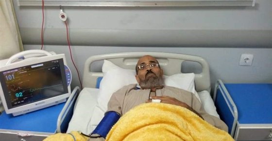 استئصال ورم سرطانى نادر من مثانة مريض بمستشفى النجيلة المركزي بعد عملية استغرقت 10 ساعات ونصف.. ونجله: بحثت عن علاج لوالدي ولم أجده إلا في مطروح.. صور