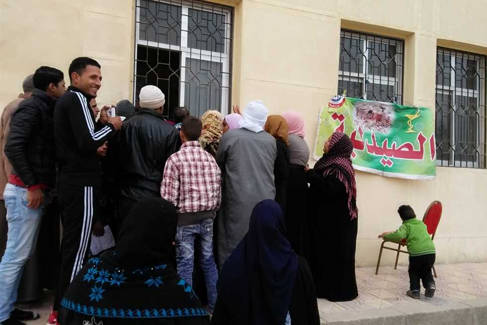 توقيع الكشف الطبي على 2000 مريض في قافلة طبية مجانية بالشرقية