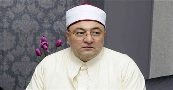 خالد الجندي ينتقد فيلم الضيف : به أخطاء جسيمة في قراءة القرآن