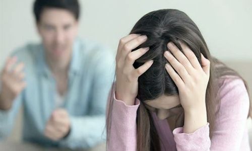مأساة "هيام" مع زوجها البخيل في أول شهر من الزواج