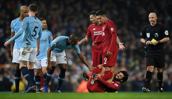 عاجل.. محمد صلاح يغلق حساباته على فيس بوك وتويتر بعد التغريدة الغامضة