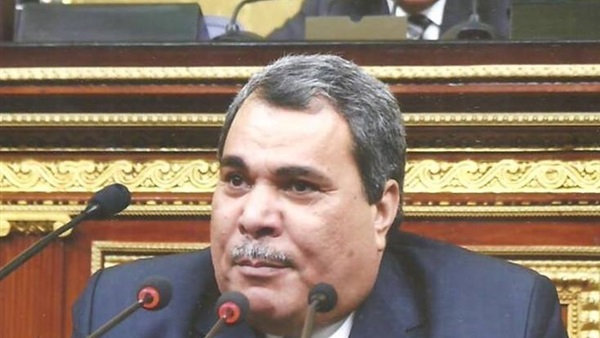 'الدويك' يتقدم بمذكرة لتثبيت العمالة المؤقتة