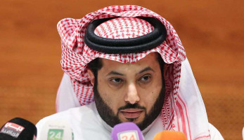 بالفيديو.. تركي آل شيخ يشن هجوما على حسام حسن: «هل نخترع كرة قدم؟»