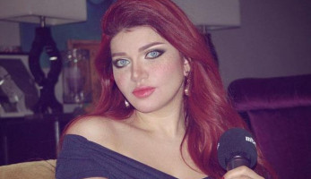 ياسمين الخطيب تفتح النار على والدة طفل البلكونة