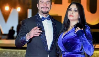 شاهد.. أحمد الفيشاوي بـ"كرش" في حديقة منزله