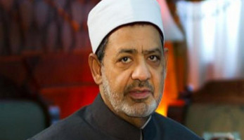 شيخ الأزهر يشيد بجهود السيسى فى التقريب بين الأديان