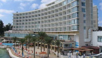 «إيجوث» تنفي هدم فندق فلسطين بالإسكندرية: «شائعات سخيفة»