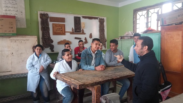 مبادرة لتصوير المعلمين داخل الفصول للرد على أهل الشر