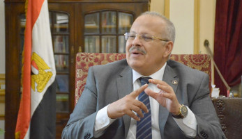 رئيس جامعة القاهرة: 75% نسبة حضور الطلاب بمادة التفكير النقدي.. والغائب  راسب